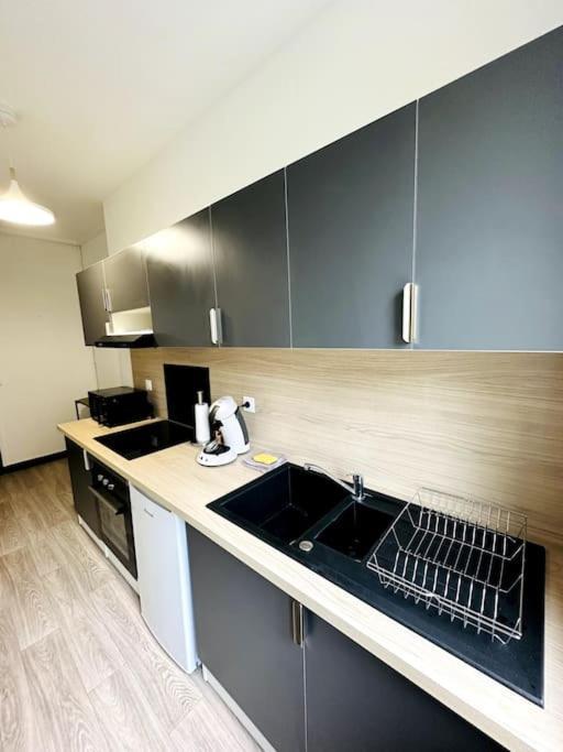 Le Moderne Daire Charleville-Mézières Dış mekan fotoğraf