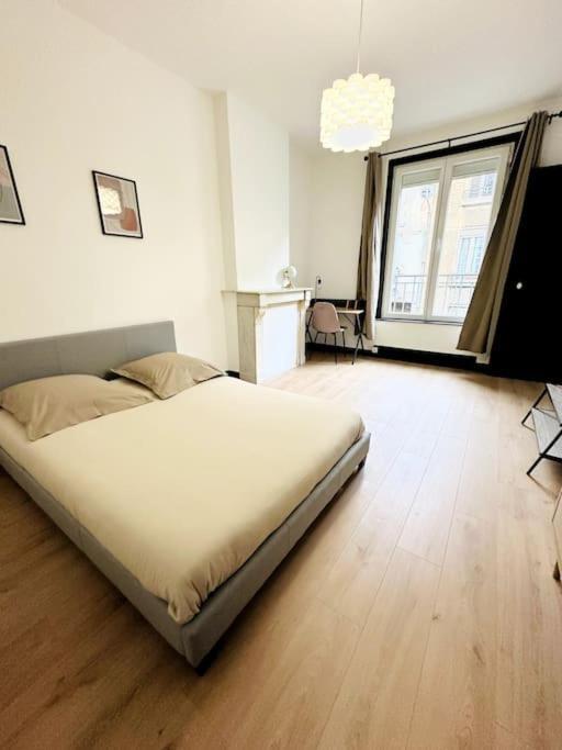 Le Moderne Daire Charleville-Mézières Dış mekan fotoğraf