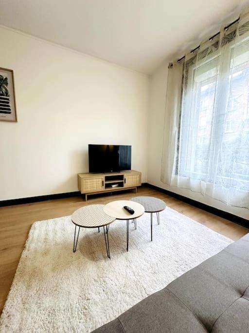 Le Moderne Daire Charleville-Mézières Dış mekan fotoğraf